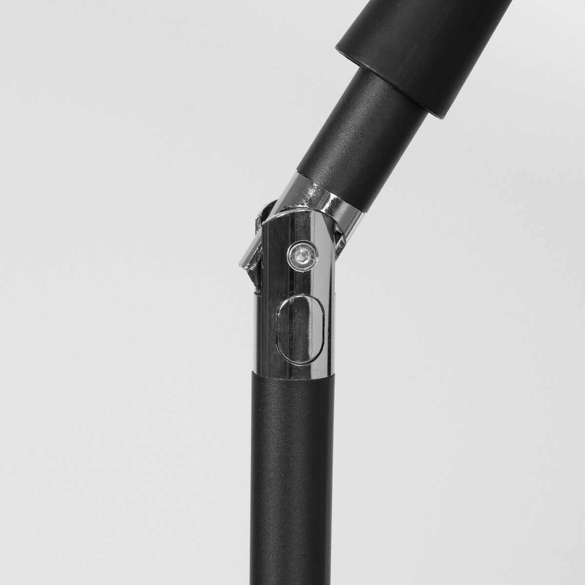 V6H61DF424FE00D78E9666454926E248E81R6189505P6