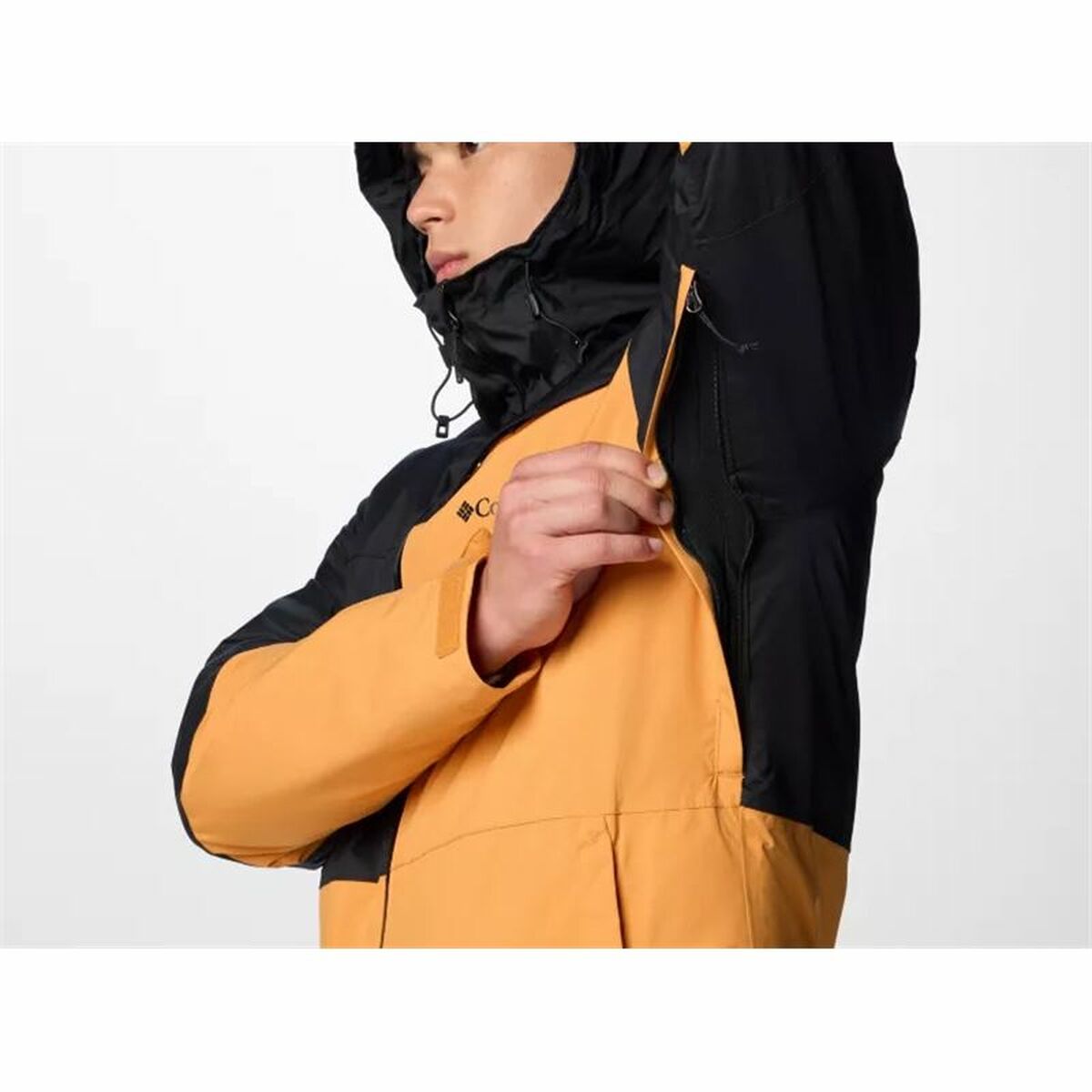 V5HF888FA1ECAFC7A4121AEF50467767034R5503662P3