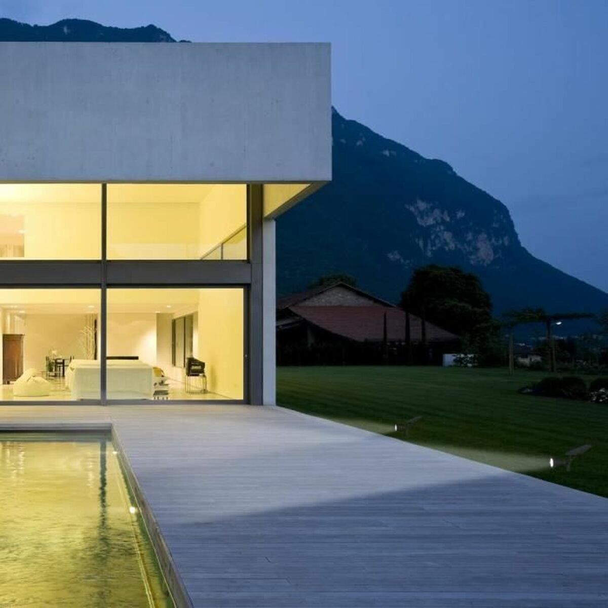 V9HCE66B05B2CEF17B6B0B452AA092C1354R7273370P4