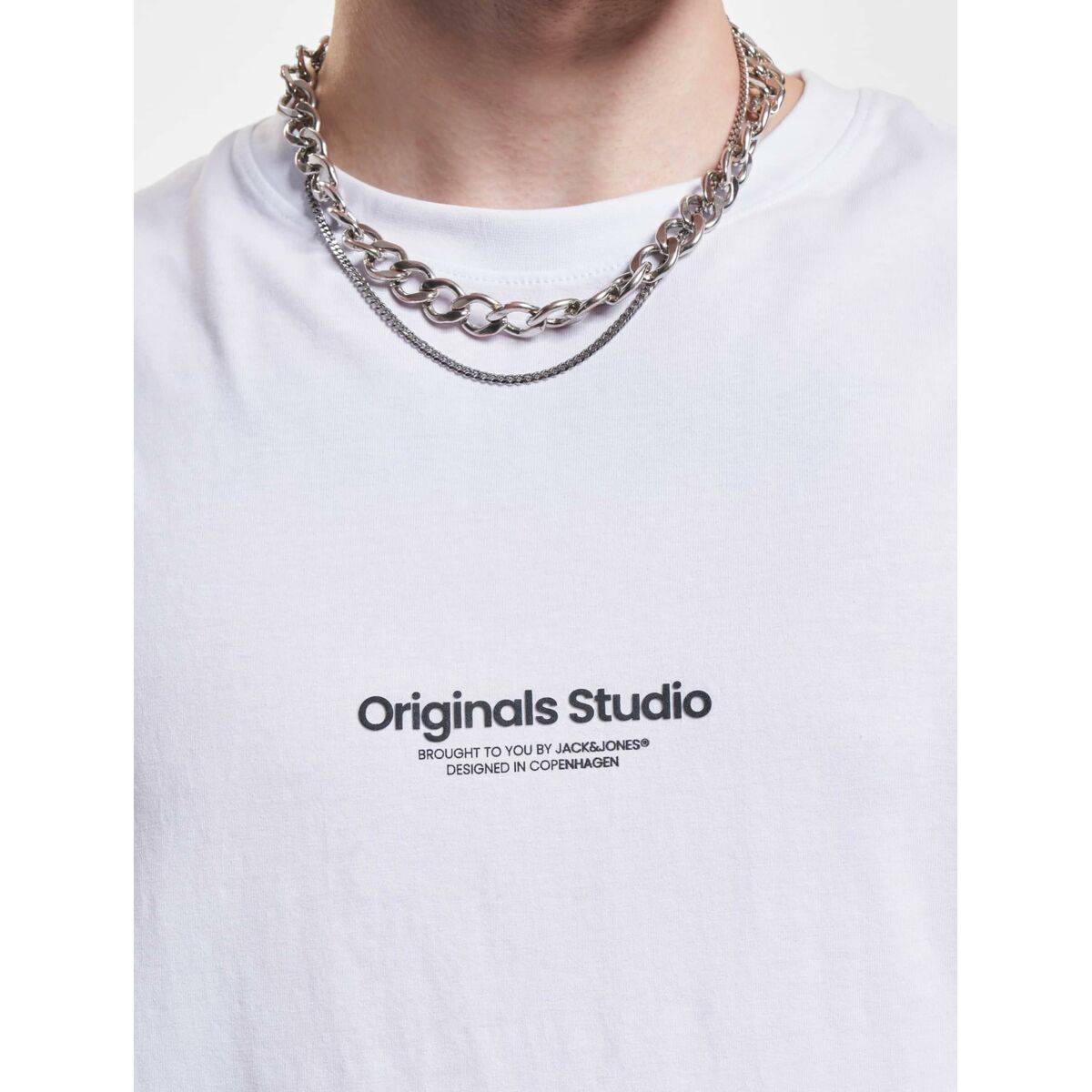 V3H37DD9163498FD964191B72BB7F83D09BR5518698P6