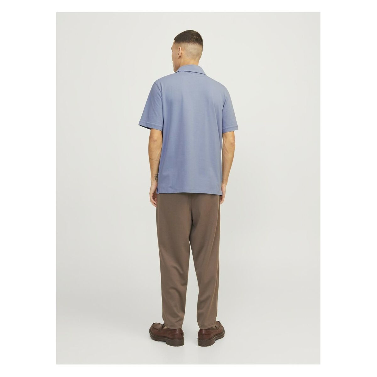 V4HE0DE2D848DDD9FD69889E19A37E1196CR5338536P3