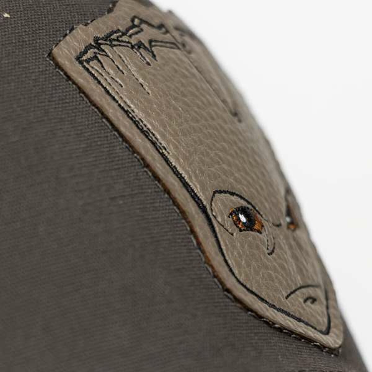 V5H8D8DD562B26F5FD2D5B666D1D2575427R4654732P5