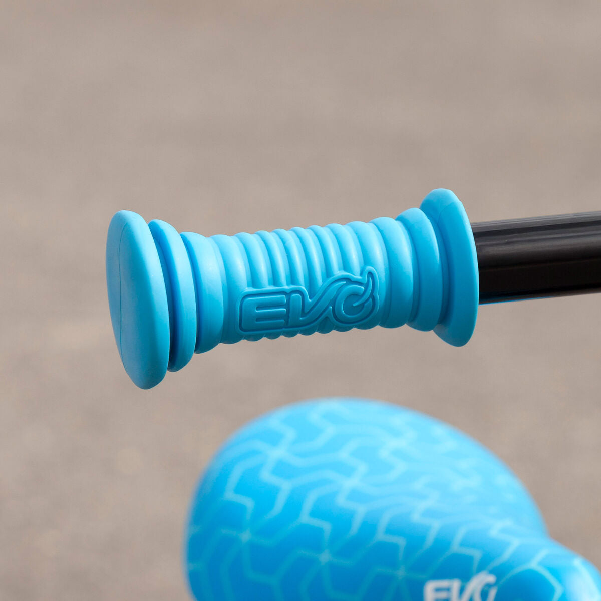 V2H01FE765734FED10468FFC07C7B0C5570R7251429P6